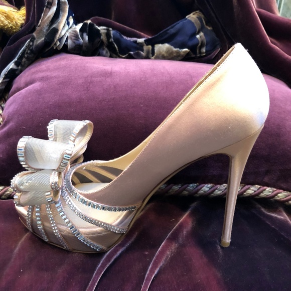 Valentino Peep Toe Pump - Picture 6 of 8